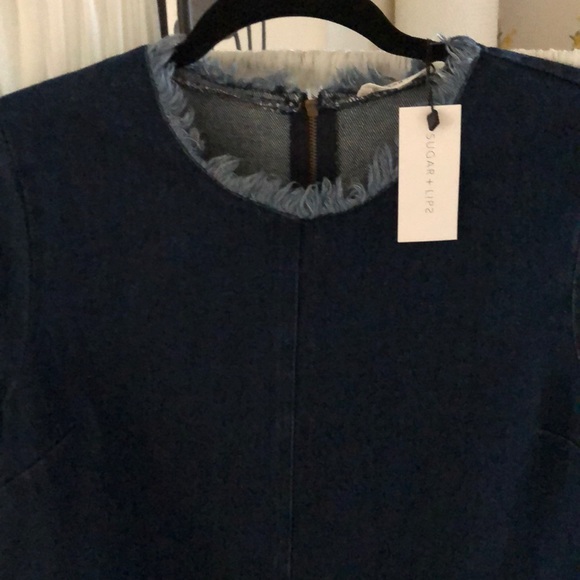 Crop top - Picture 2 of 3